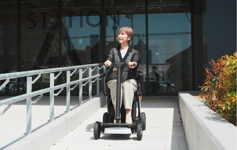 ROBOOTER J+VISION<br>展示試乗会のご案内