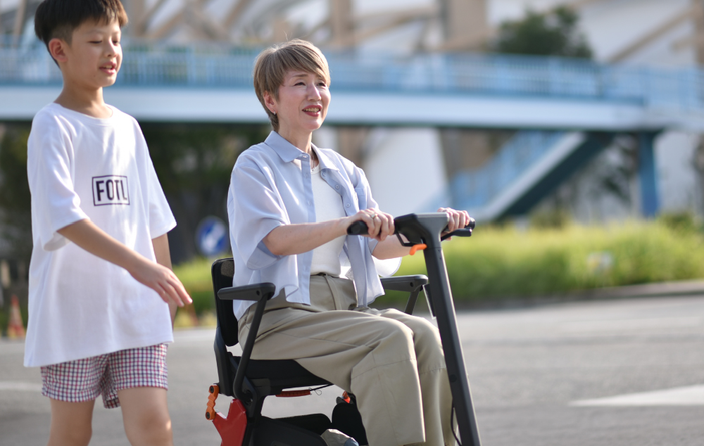 ROBOOTER J+VISION<br>展示試乗会のご案内